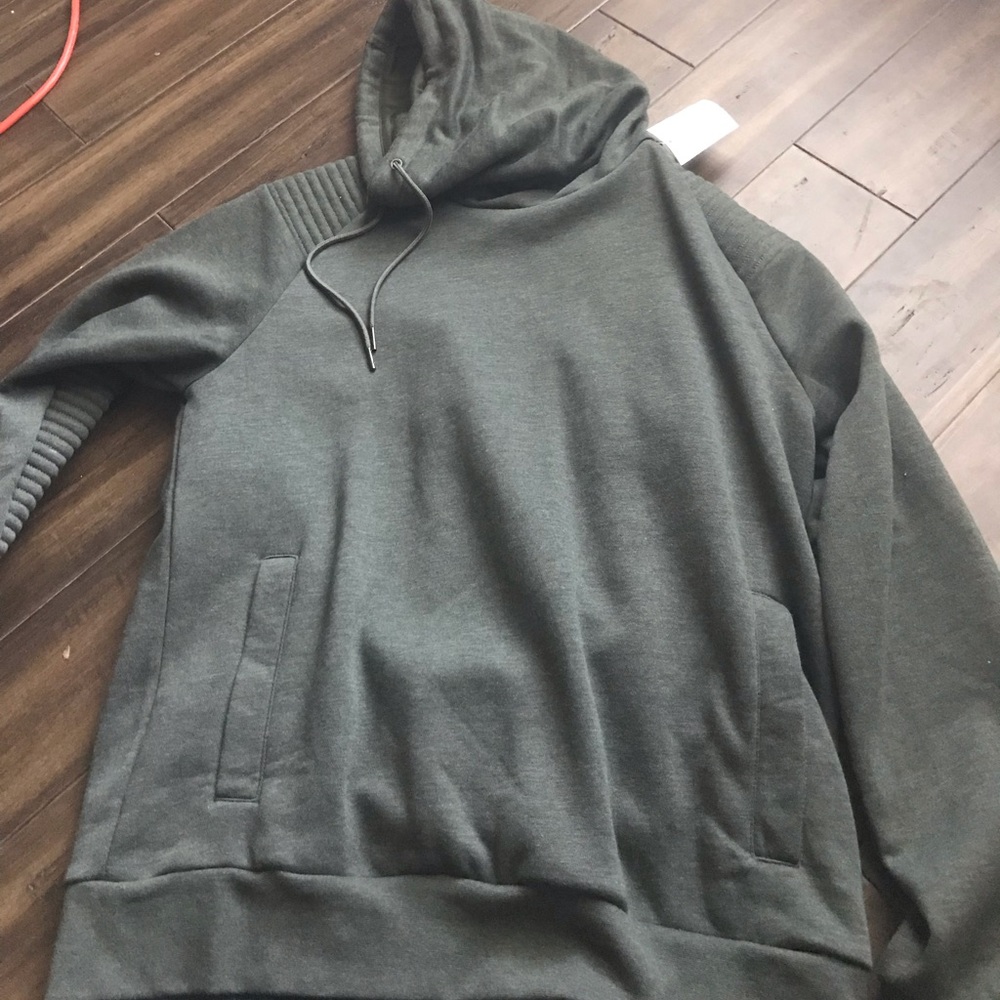 Chimney collar sweatshirt